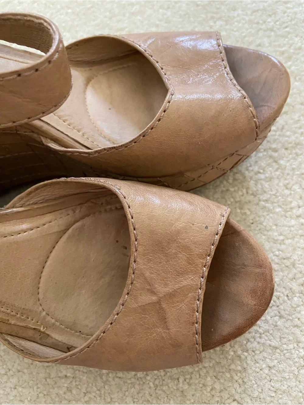 Frye Corrina Quilted Tan Leather Braided-Ankle Wedge Sandals size 8.5